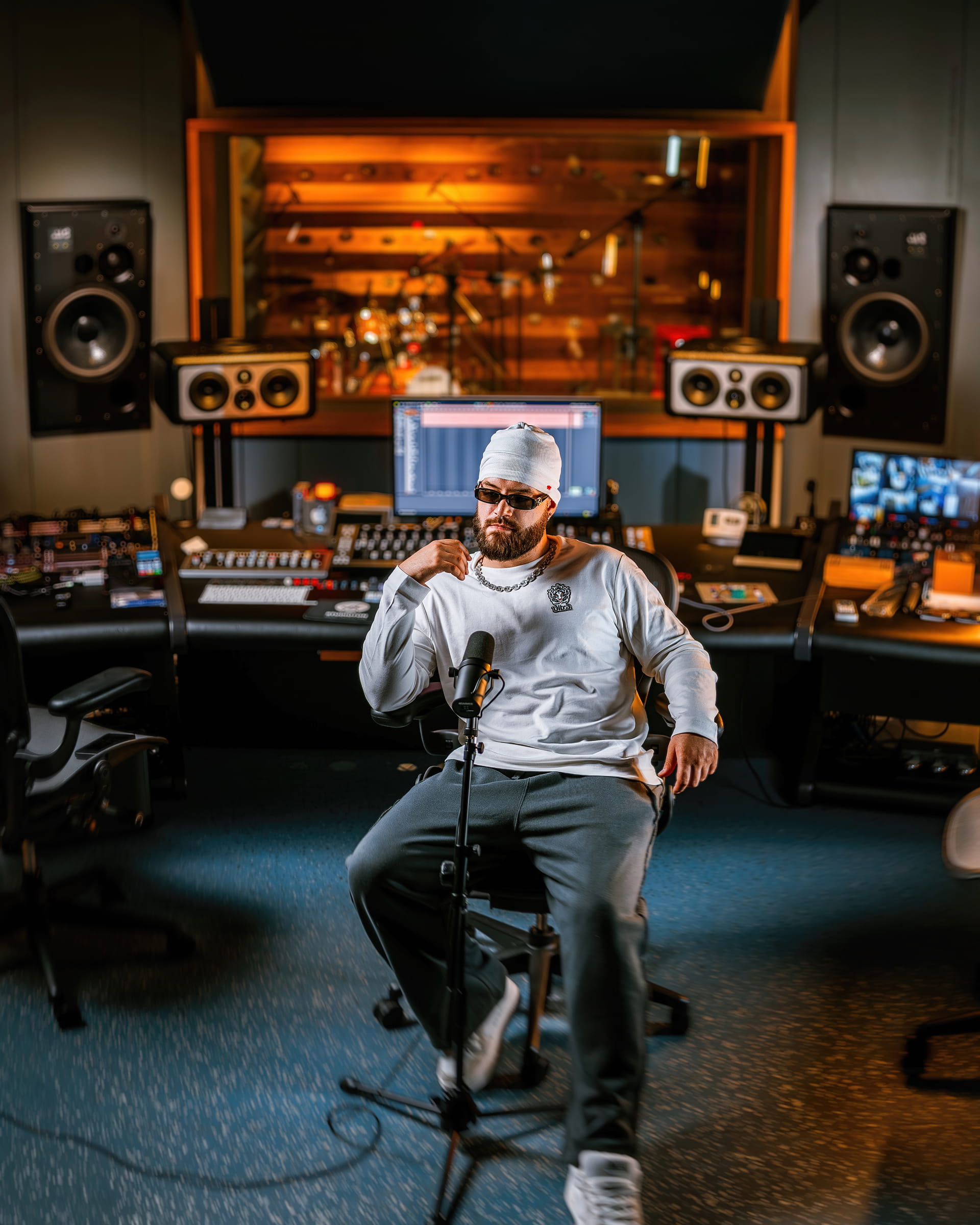 Nucci - Music studio session gallery 1